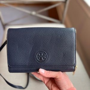 EUC Tory Burch Crossbody Bag